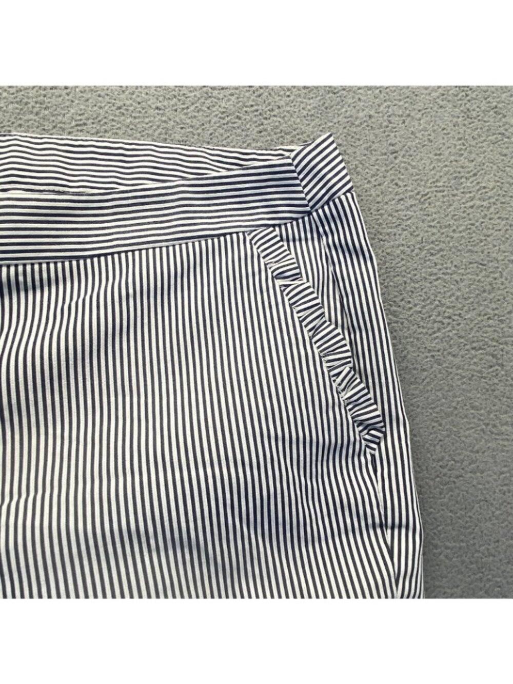 Anne Klein Black & White Stripe Ankle Pockets Pants ,Pockets,Zipper Size 12 - Picture 13 of 13